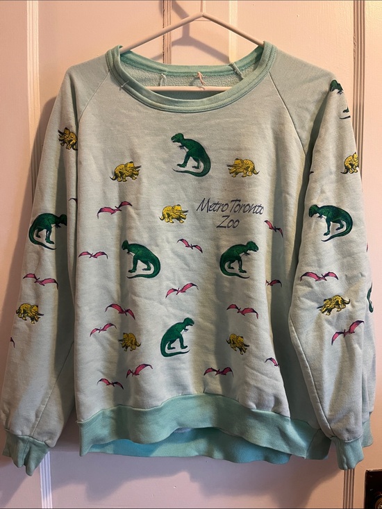 Tops - Vintage Toronto Zoo Sweatshirt